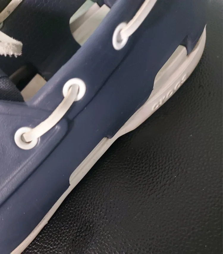 Crocs Men's Shoes, Size 11 image indicator(2)