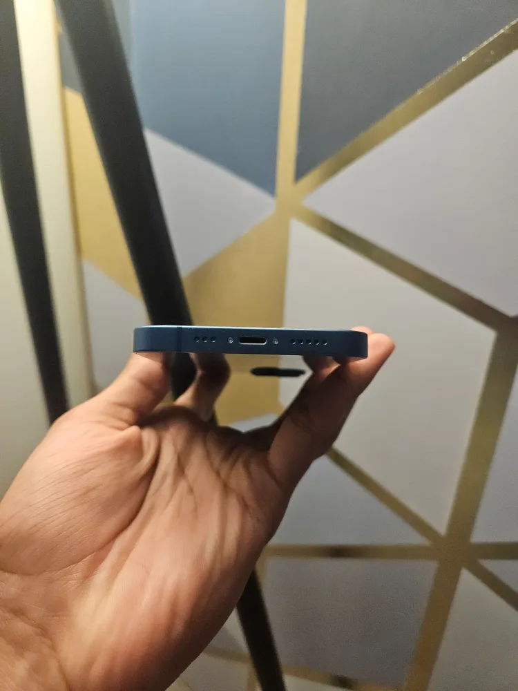 iPhone 13 128GB Blue - Excellent Condition image indicator(6)