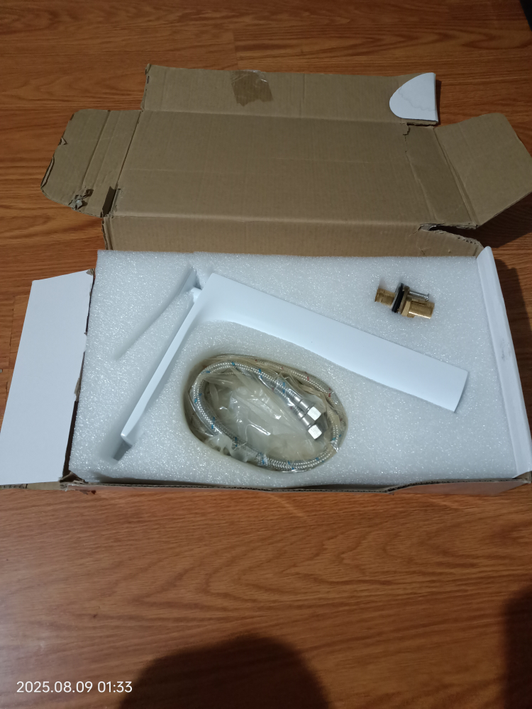 New White Bathroom Sink Faucet - photo 2