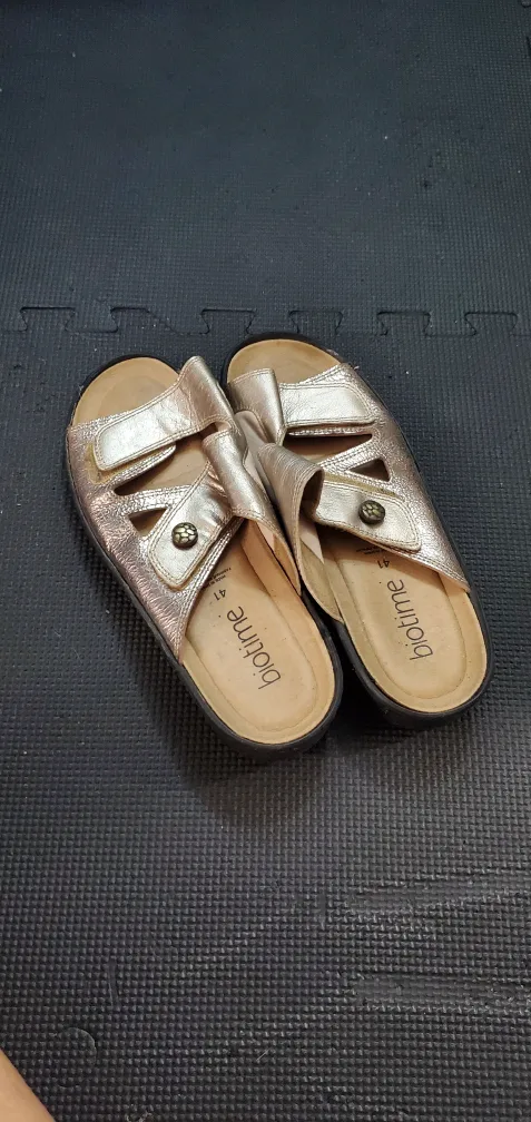 Biotime Metallic Sandals – Adjustable & Comfy 🧡 thumbnail