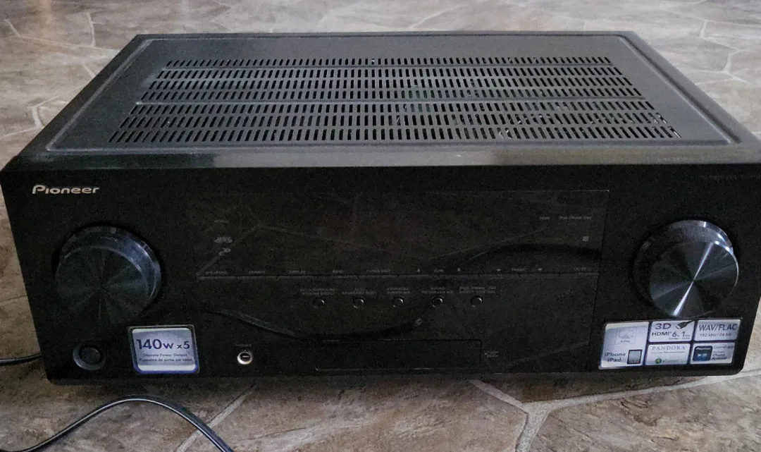 Pioneer VSX-823-K AV Receiver thumbnail