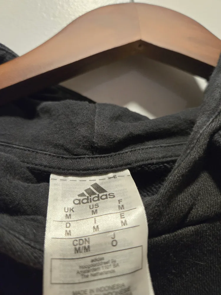 Adidas Black Hoodie - Size M image indicator(2)