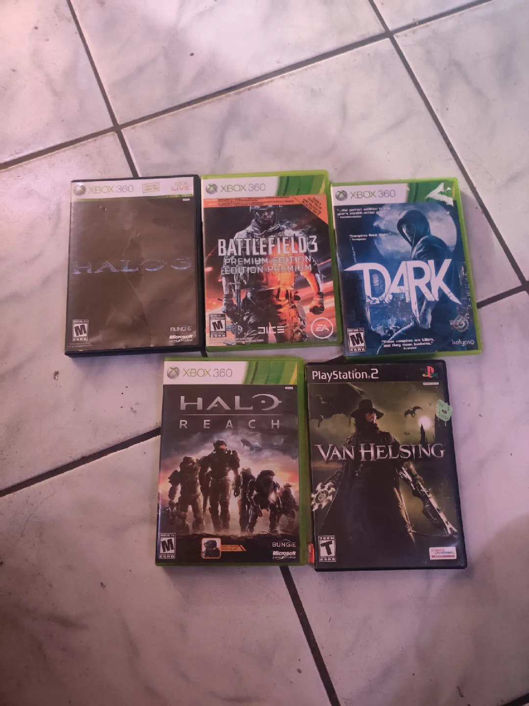 Xbox 360 Game Bundle - Halo, Battlefield, Dark, Van Helsing thumbnail