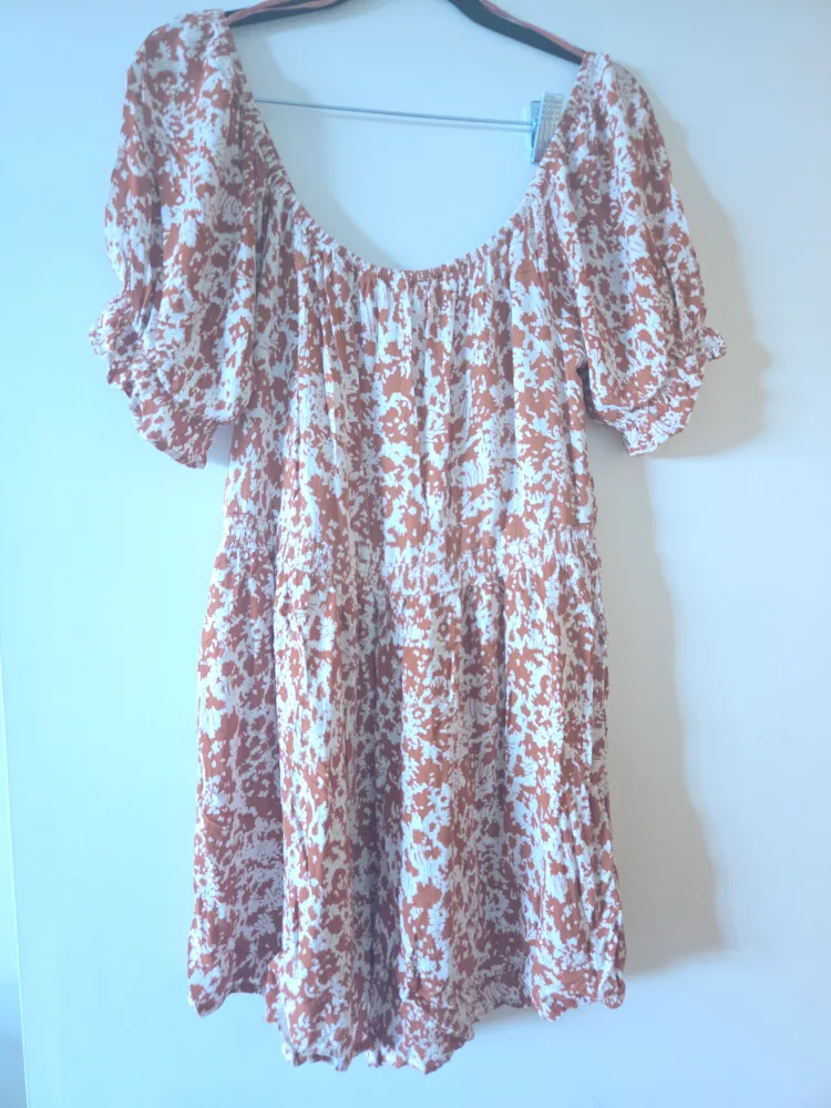 Floral Print Romper - Short Sleeve image indicator(6)