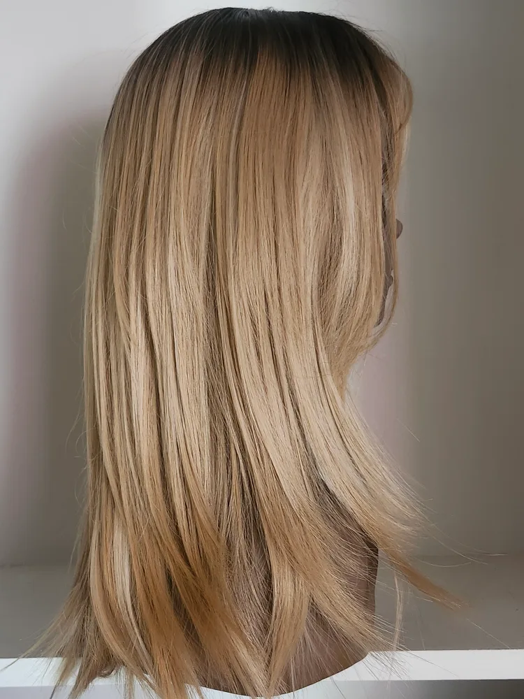 High Quality Synthetic Wig image indicator(3)