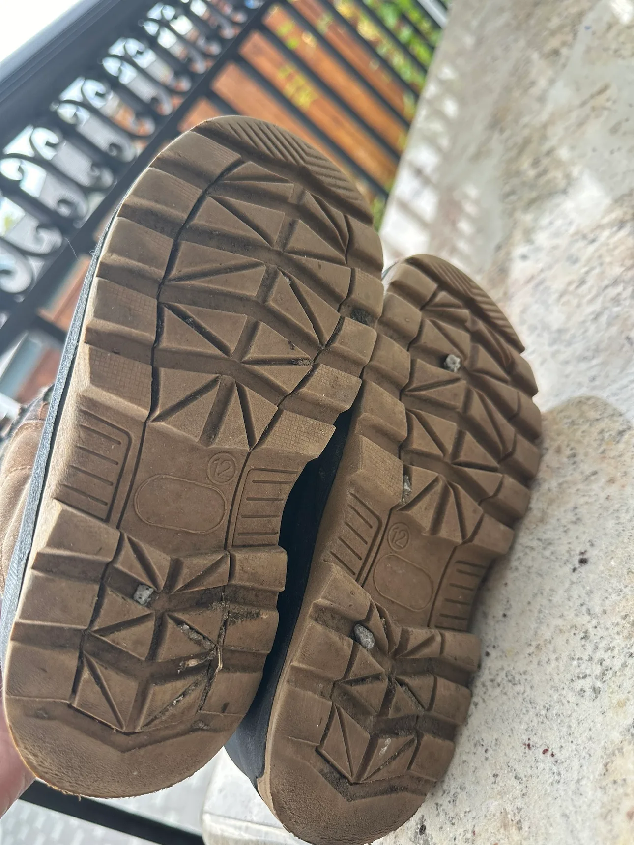 boots image indicator(3)