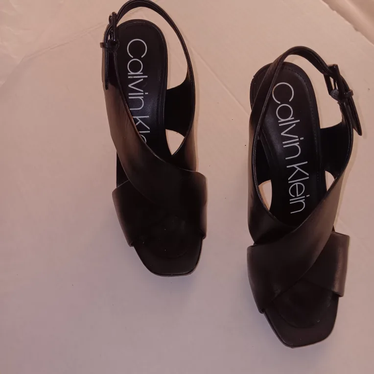 Calvin Klein Black Matte Leather image indicator(4)