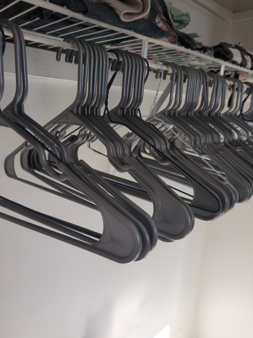 Clothes Hangers - photo 2