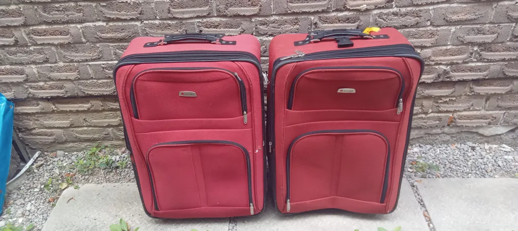 2 Red Heys Luggage Suitcases thumbnail