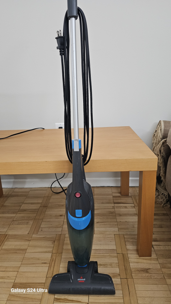 Bissell 3030C Vacuum Cleaner