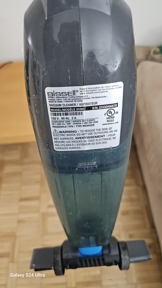 Bissell 3030C Vacuum Cleaner - photo 2