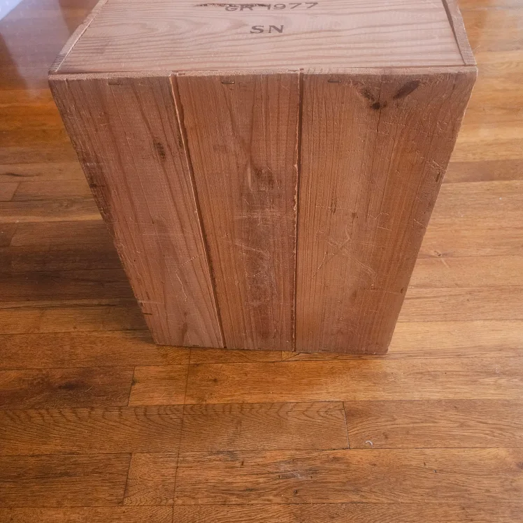 W&J GRAHAM'S Vintage Port Wooden Crate image indicator(5)