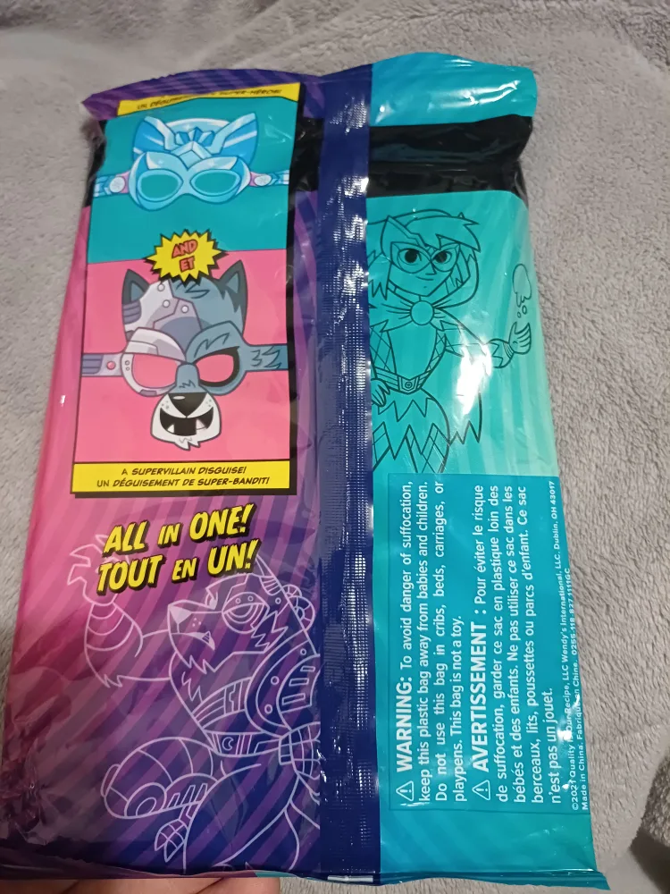 FREE NEW Wendy's Super Identity Mask image indicator(2)