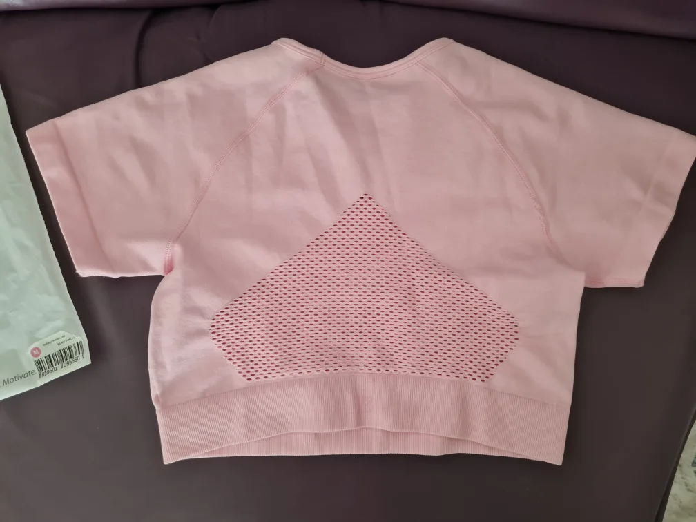 Motivate Crop Top - Pink, Size M image indicator(2)