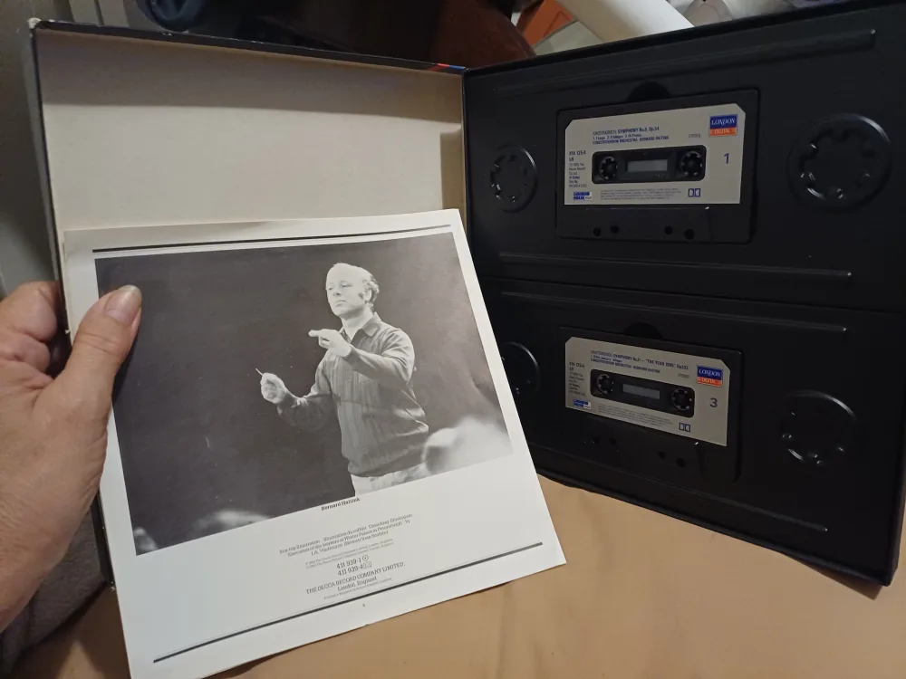 Shostakovich Symphonies 6 & 11 Cassette Tapes Set image indicator(4)