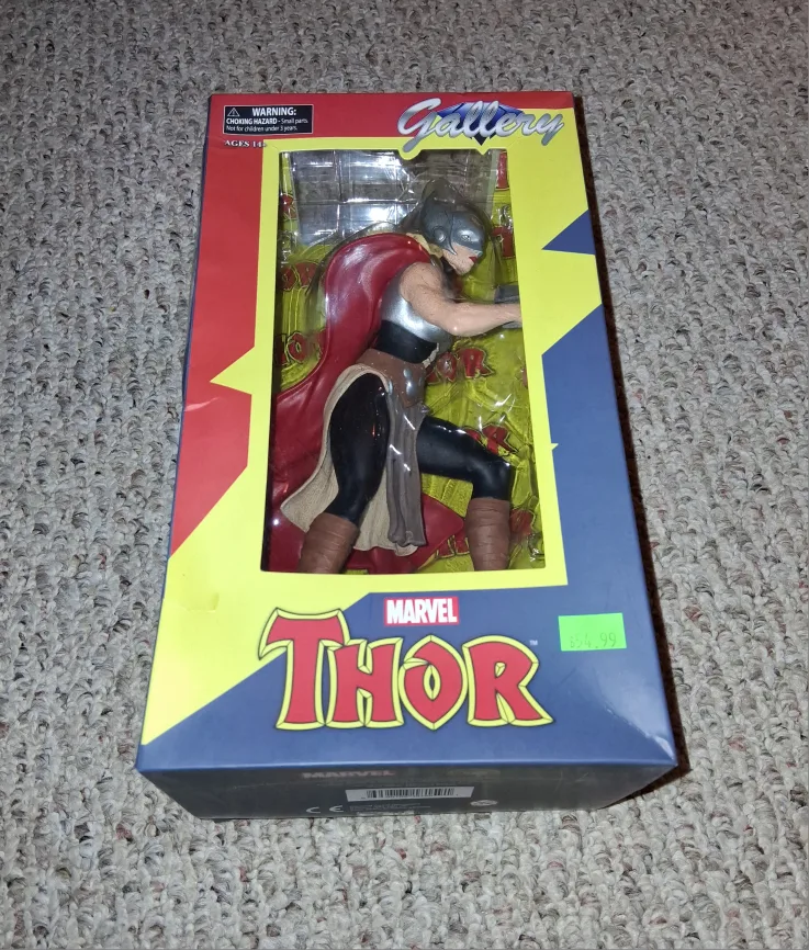 New Marvel Lady Thor PVC Figure Gallery thumbnail