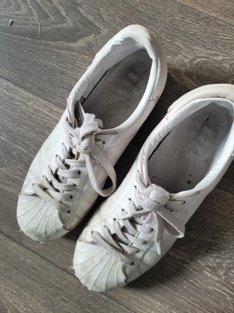 Adidas Superstar White Sneakers thumbnail
