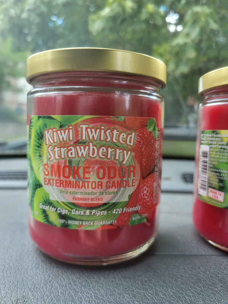 Kiwi Twisted Strawberry Smoke Odor Exterminator Candle thumbnail
