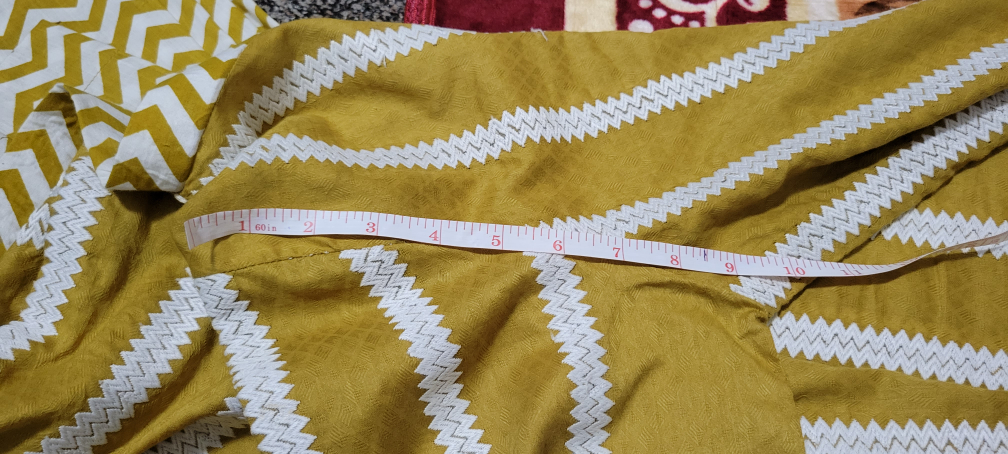 Gold Striped Kurti Set - Size Medium - photo 4