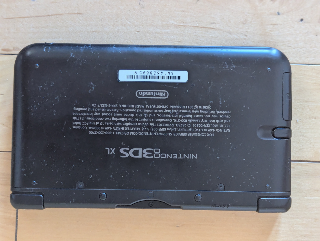 Nintendo 3DS XL (Matte Black) - photo 3