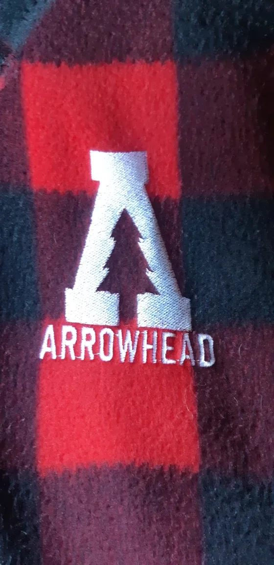 Unisex Northern Souvenirs Arrowhead Plaid Hoodie XL youth image indicator(3)