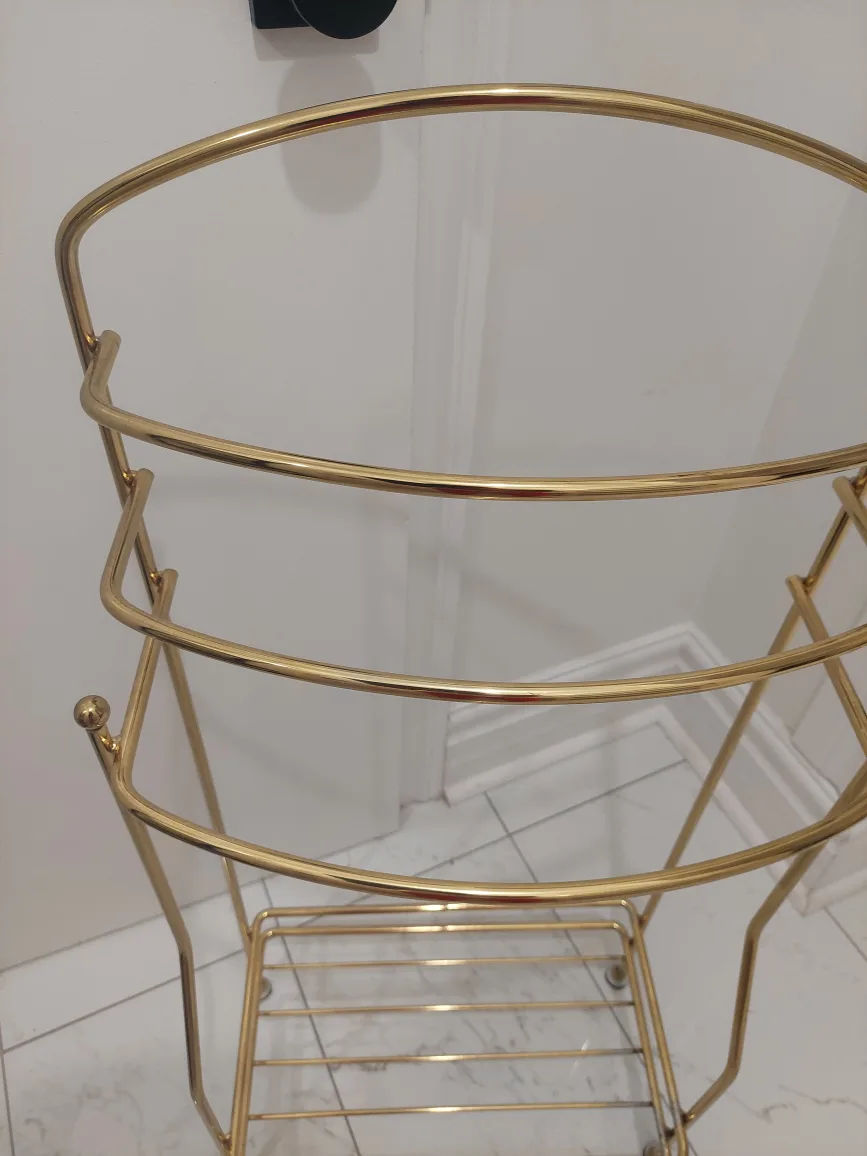 Gold-tone Metal Towel Rack image indicator(2)