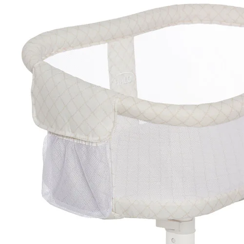 Halo BassiNest Swivel Sleeper Baby Bassinet image indicator(2)