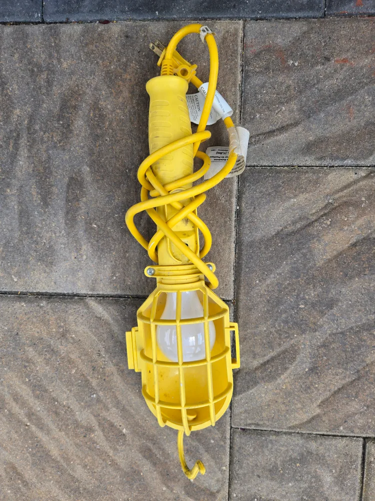 Plastic Guard Work Light - 6ft Yellow thumbnail
