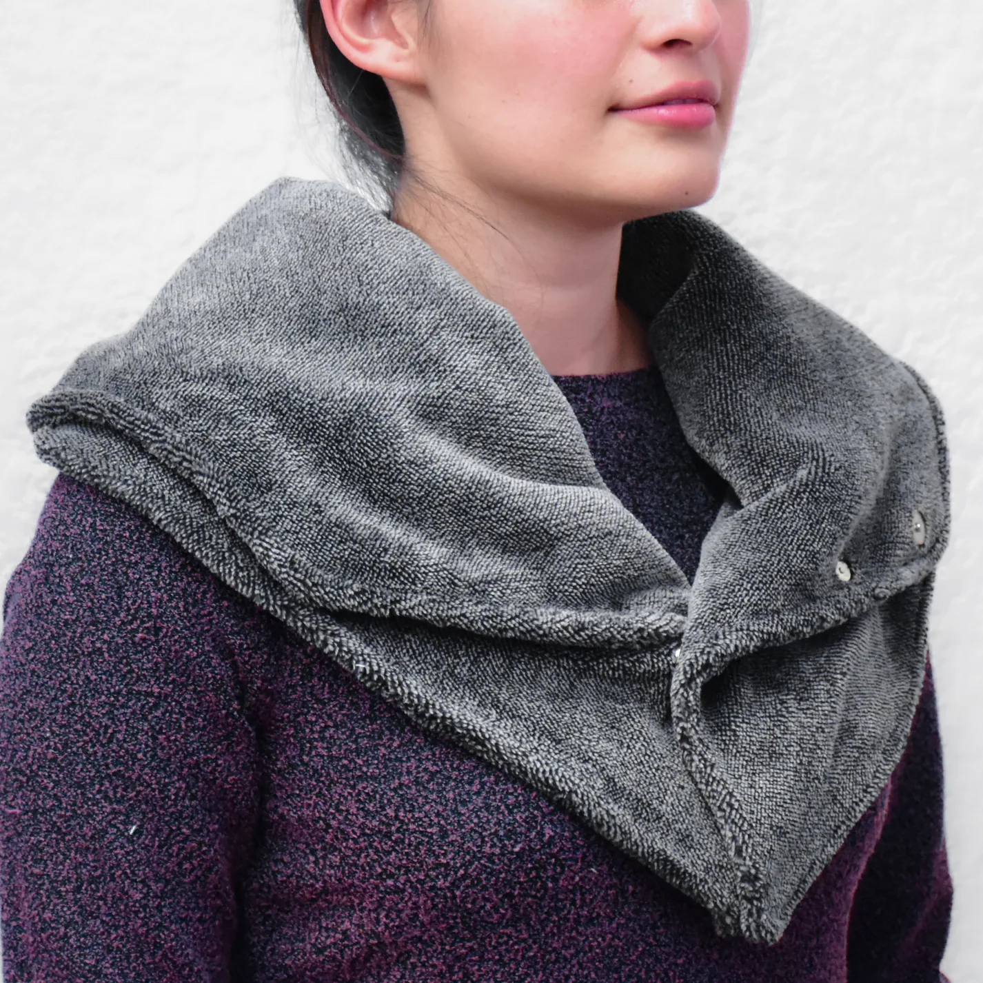 Extra soft fuzzy neck warmer. image indicator(4)