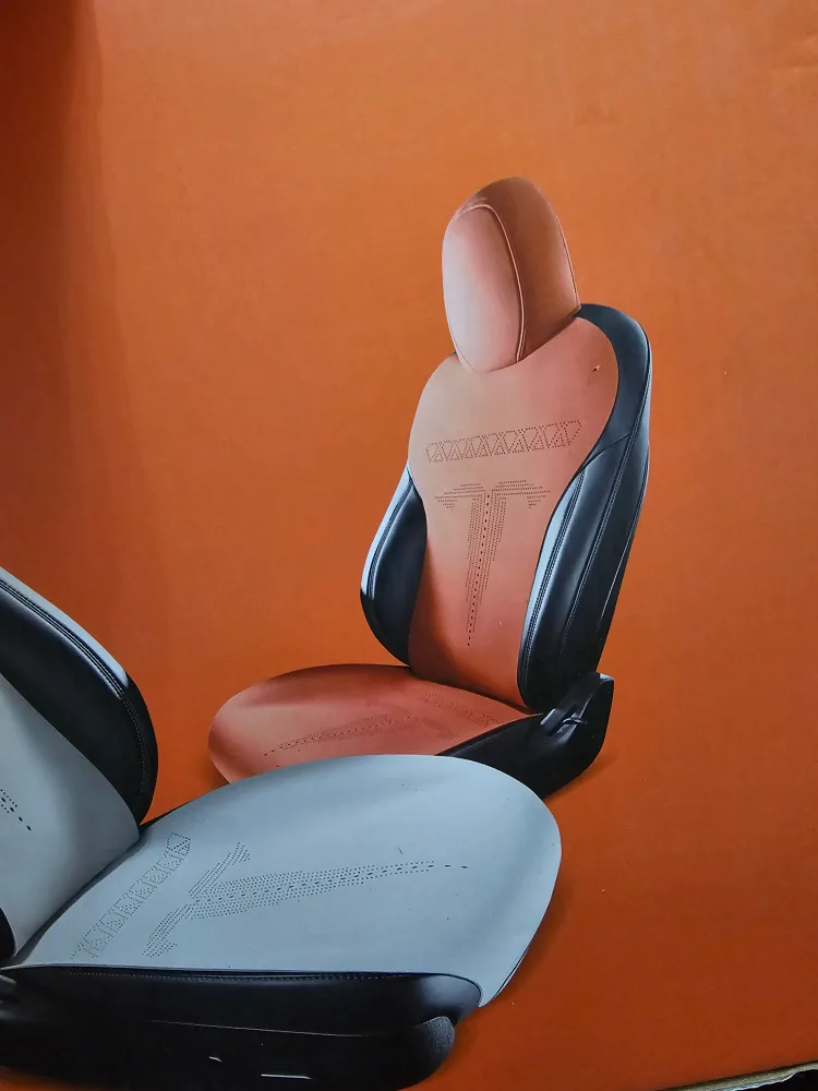 CUSTOMIZED SEAT COVER (New never used in box) thumbnail