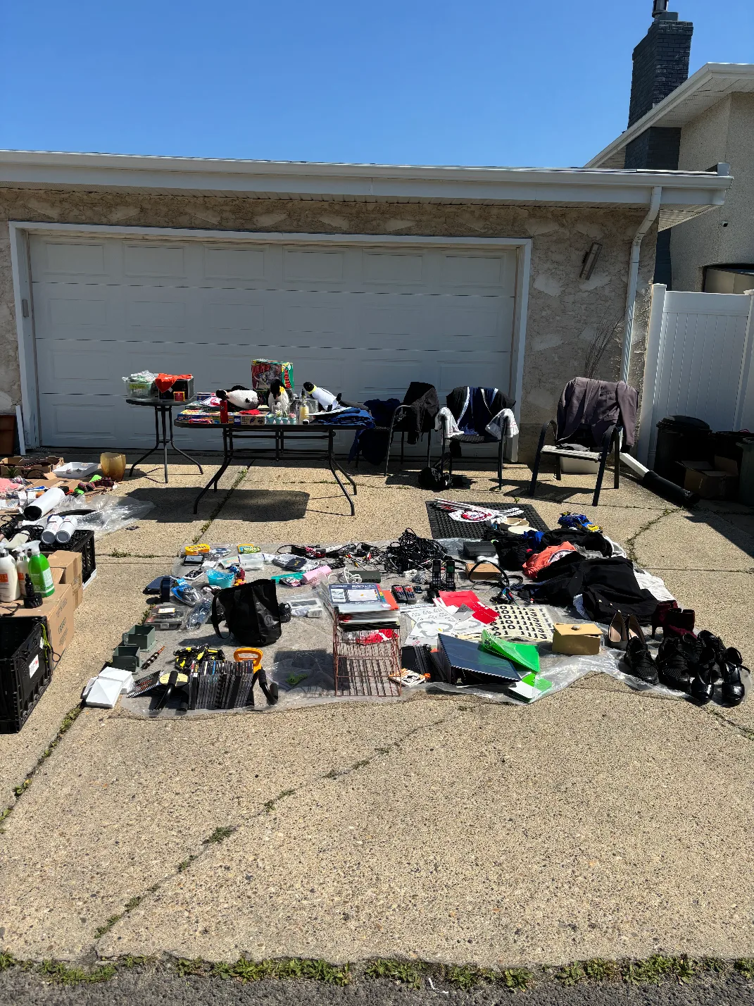 Garage Sale - 14016-116 Street image indicator(4)