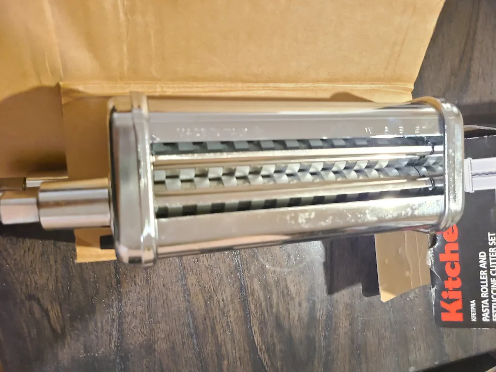 KitchenAid Pasta Roller & Fettuccine Cutter Set image indicator(5)