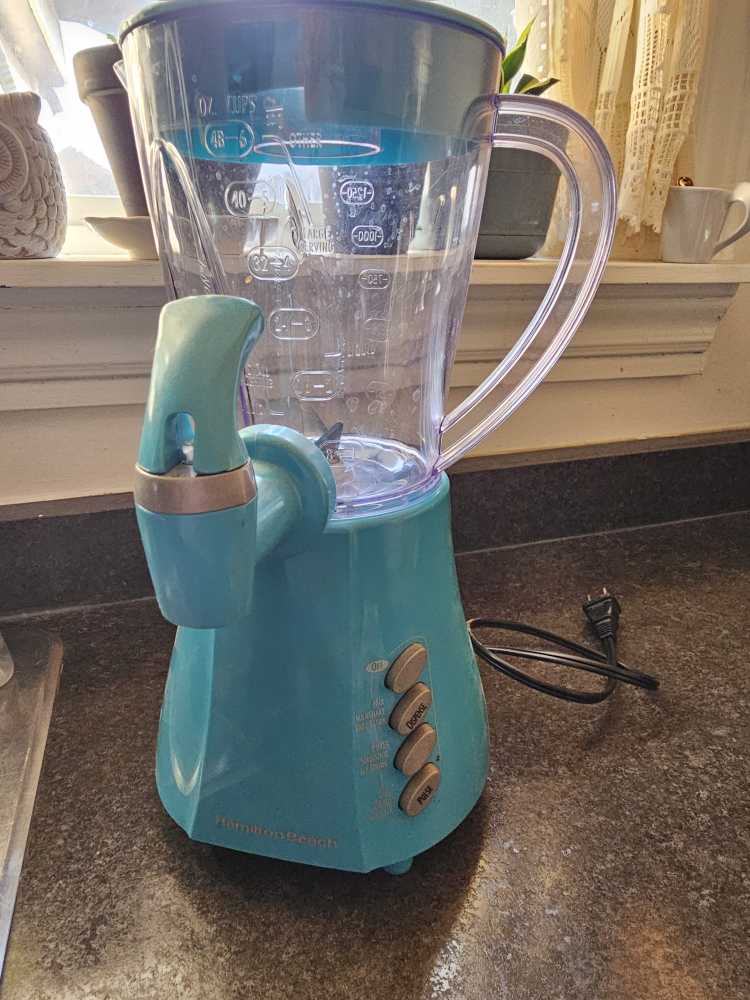 Hamilton Beach Turquoise Blender
