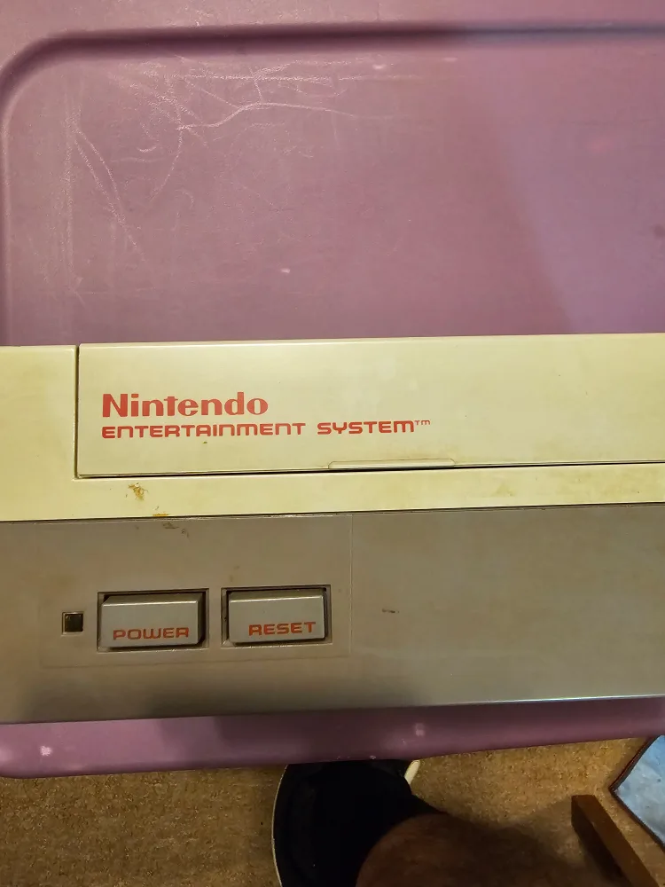 Nintendo Entertainment System (NES) thumbnail