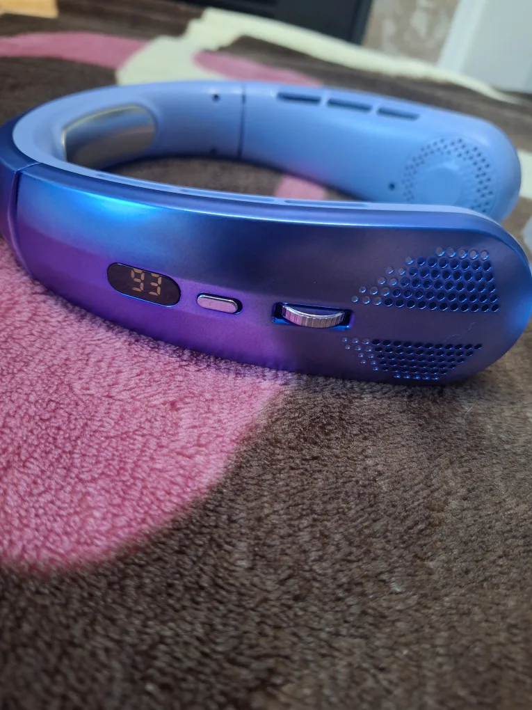 NEW Neck Fan and 10,000 mAh Solar Charger 🔋 image indicator(5)