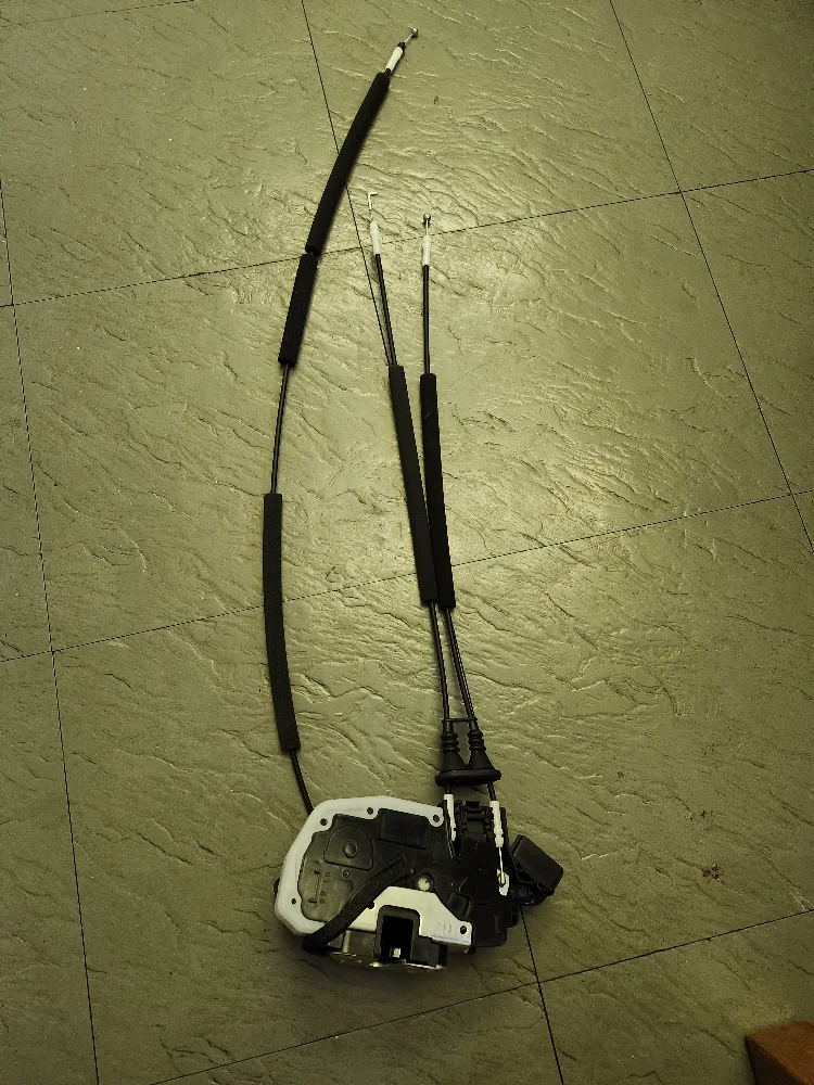 Partuto Door Lock Actuator for Infiniti EX35/QX50 image indicator(2)