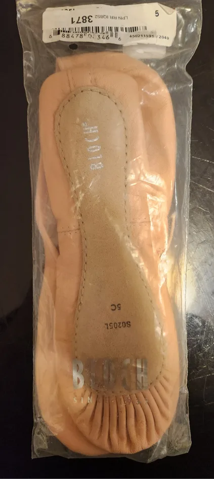 SIZE 5C Bloch Womens Dansoft Full Sole Leather Ballet Slippers image indicator(2)