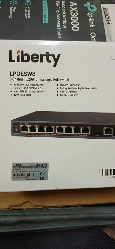 Liberty LPOESW8 8-Channel 120W Unmanaged PoE Switch thumbnail