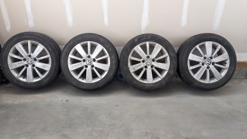 VW 205/55R16 91H Winter Tires on Rims - Set of 4