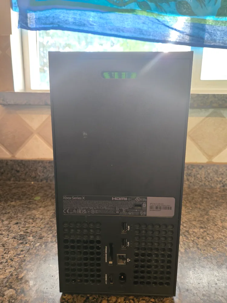 Xbox Series X Console image indicator(2)