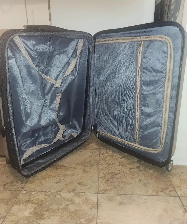 Traveler's Choice Luggage image indicator(3)