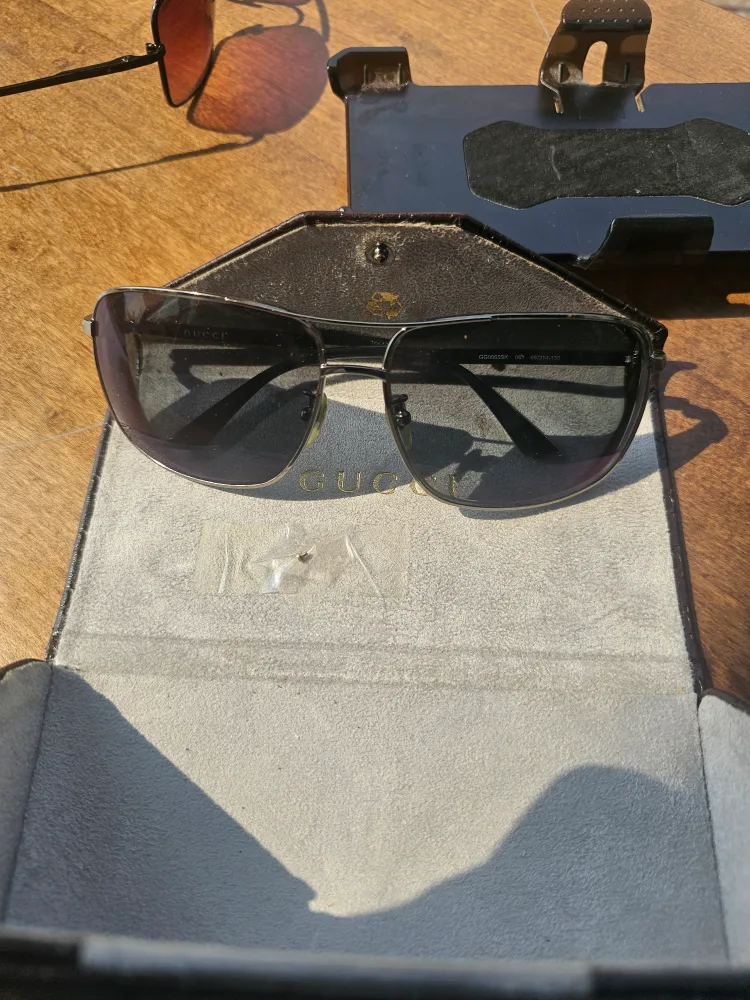 Gucci GG0065SK Sunglasses image indicator(2)