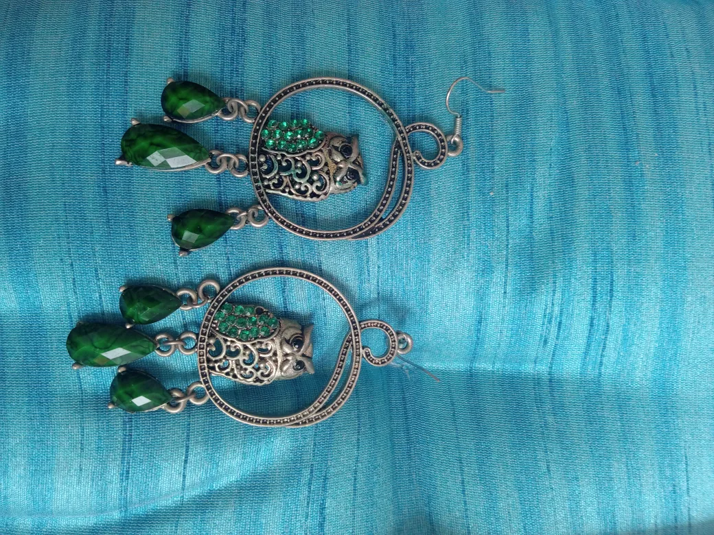 Owl Dangle Earrings - Green thumbnail