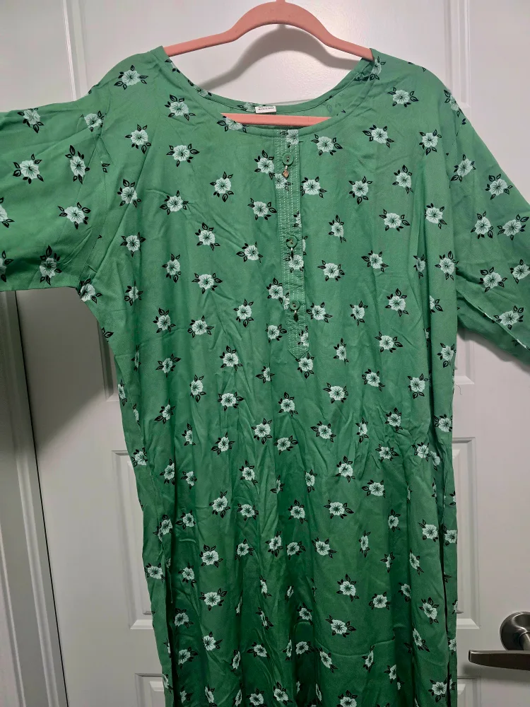 Kurti Green Floral Dress thumbnail