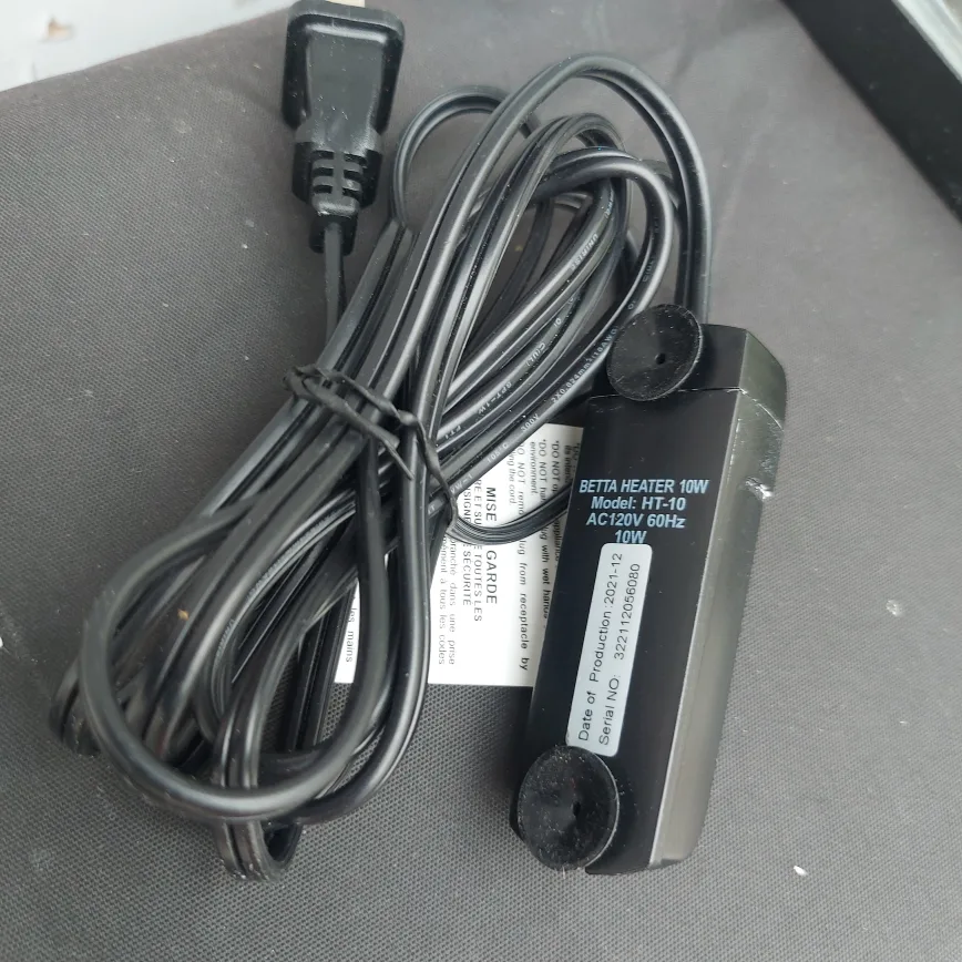 5 Gallon Aquarium Starter Kit With Accessories image indicator(3)