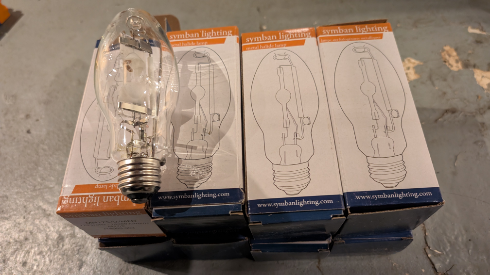 Mixed Lot of Light Bulbs - Philips, Turolight, Symban - photo 2