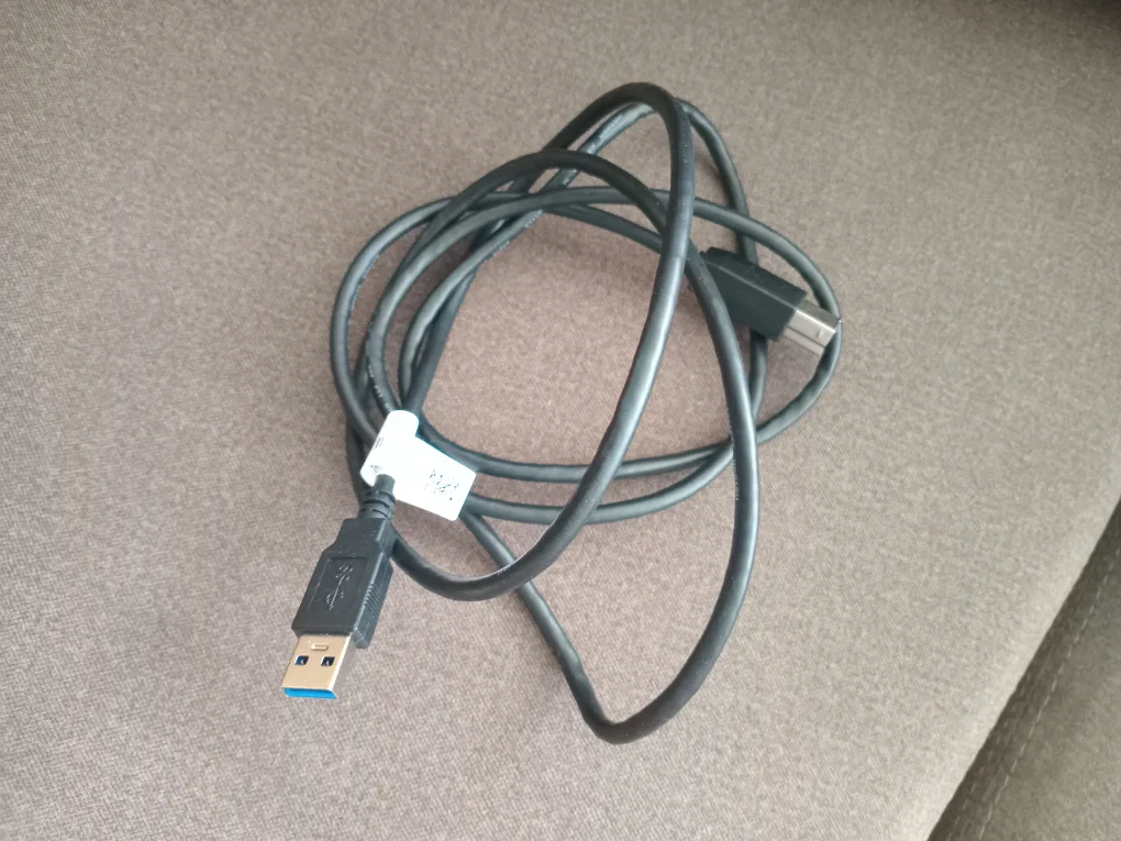 VGA, USB, HDMI Cables image indicator(5)