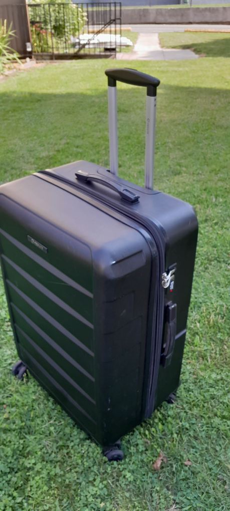 Checked baggage.  Luggage carrier - photo 2