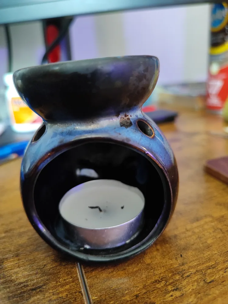 Aroma Oil Burner thumbnail
