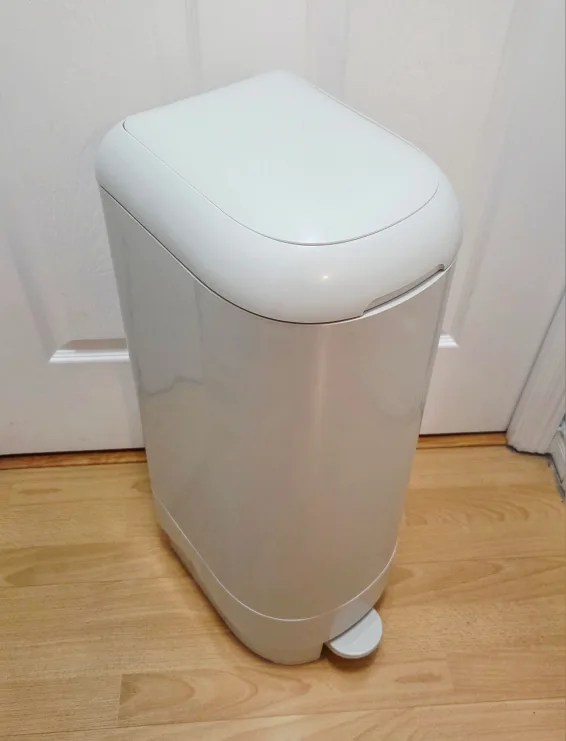 Diaper Genie Signature Pail - Grey image indicator(3)